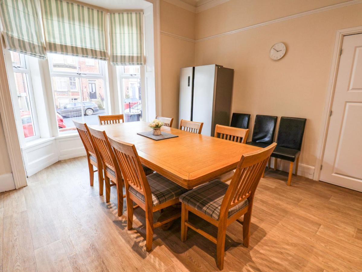 4 Normanby Terrace Villa Whitby Exterior photo